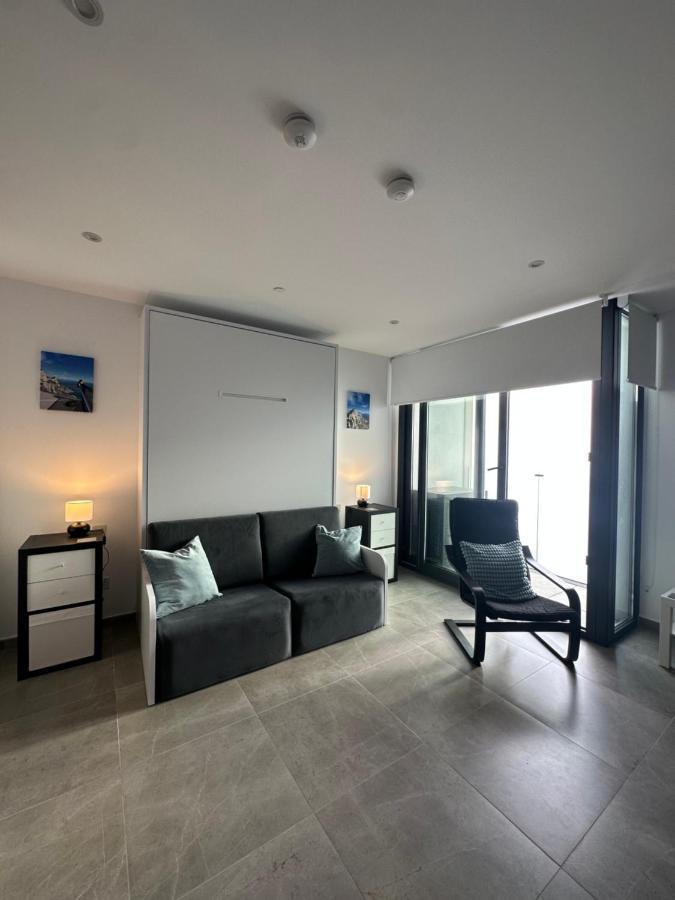 E1 Apartment High Level Sea View ยิบรอลตาร์ ภายนอก รูปภาพ